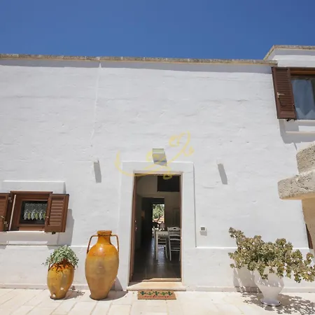 Td Ricchiari Traditional With Designer Pool Holiday home Montalbano (Apulia)